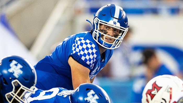 Kentucky QB Will Levis readies for the snap